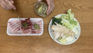 豚バラ肉のすだち塩こうじ鍋